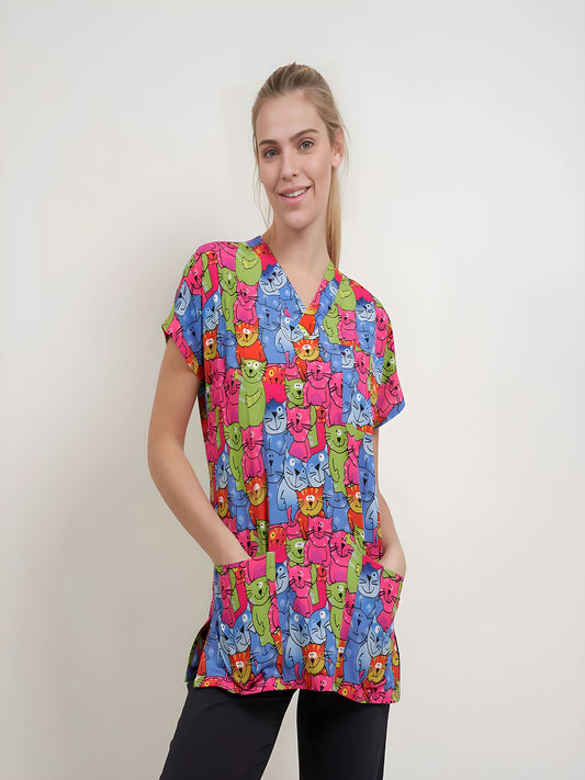 Green Cats Medical Top – Brighten Your Day with Every Meow! …تــوب  Green Cats – خليك منوّر يومك مع كل “مياو”