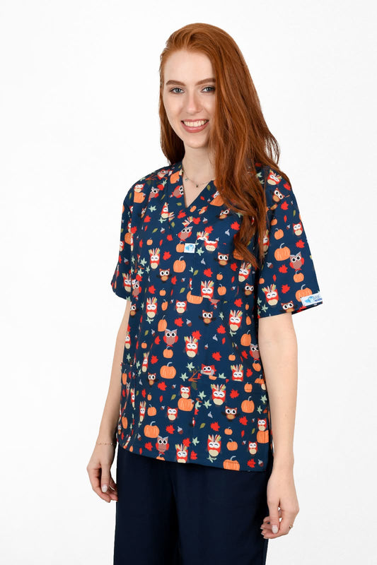 Owl Print Scrab – Calm, Smart & Comfy … اسكــراب بومة كحلية – خفة وأناقة