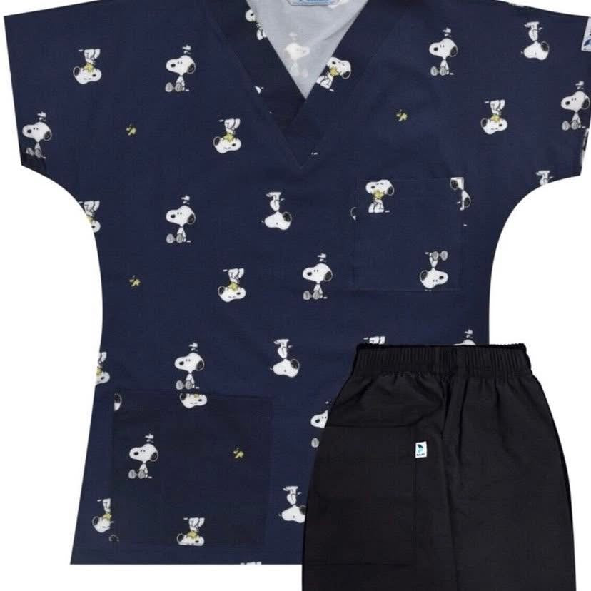 Navy Snoopy Scrub – Comfort & Cuteness for Pediatricians & Vets  ….  اسكراب Navy Snoopy – راحة وخفة دم لأطباء الأطفال والبيطريين