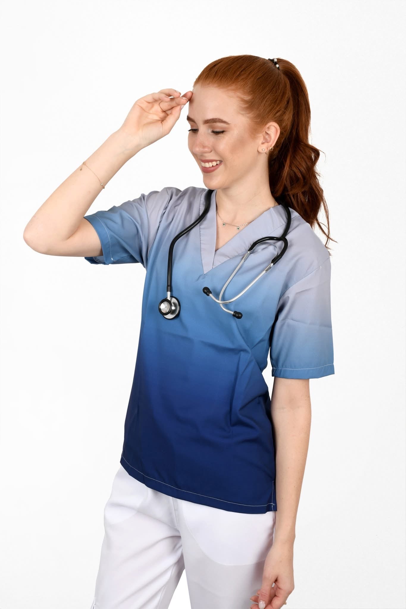 سكراب unisex ocoun blue – 3 جيوب، تصميم V Neck، خامة مريحة | Resan Medical Wear