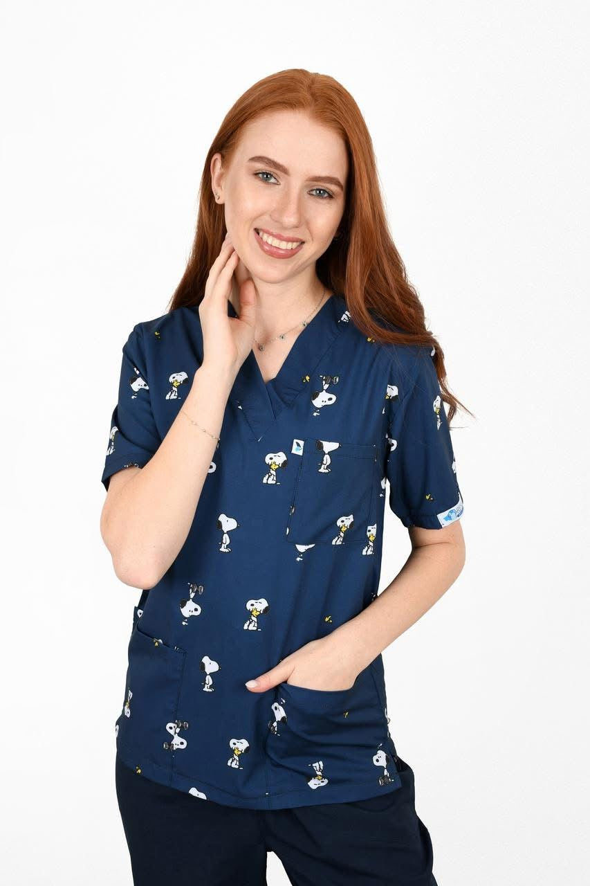 Navy Snoopy Scrub – Comfort & Cuteness for Pediatricians & Vets  ….  اسكراب Navy Snoopy – راحة وخفة دم لأطباء الأطفال والبيطريين