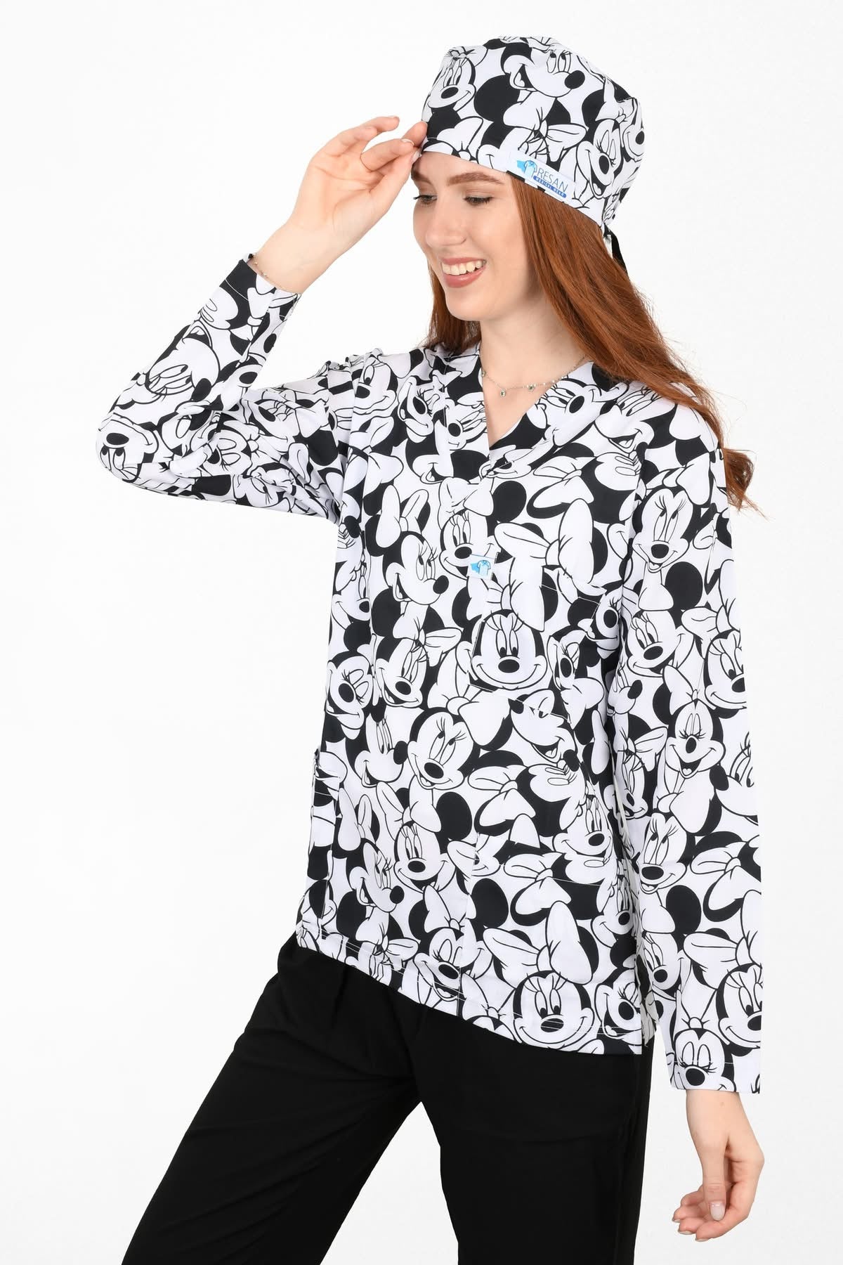 Original Minnie Pediatric Top – Comfort and Style with Original Minnie …تــوب طبي بتصميم ميكي ماوس – للراحة والأناقة في كل لحظة
